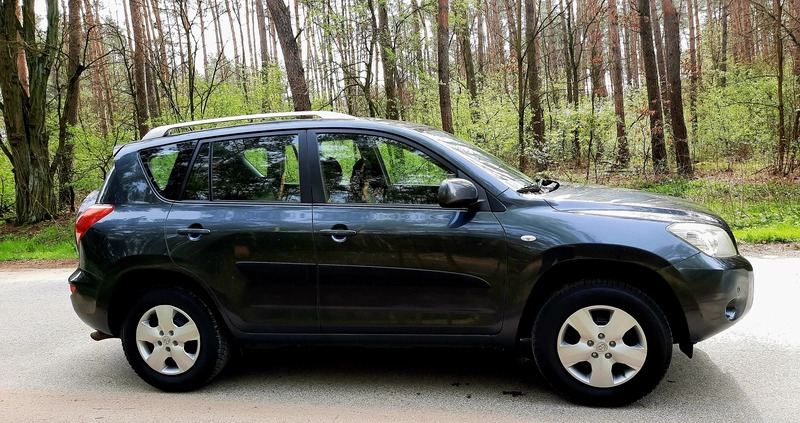 Toyota RAV4 cena 35800 przebieg: 164000, rok produkcji 2008 z Osieczna małe 277